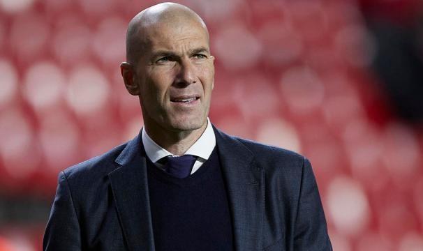 u球体育-多家西媒：齐达内决定离开皇马帅位 已告知俱乐部