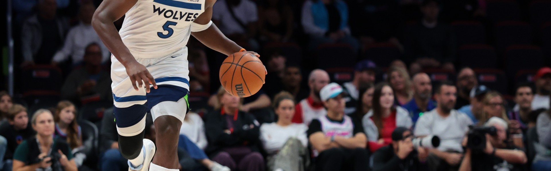 u球体育-25岁前砍40+分卫榜：乔丹52次第一 华子28次第二 科比27次第三