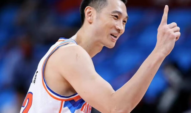 CBA最新消息！新疆男篮大将赛季报销，广州裁掉托马斯